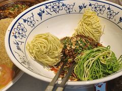 -有红鸡毛店·川菜(建设路店)