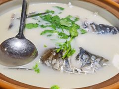 白汤有机鱼头-千岛湖小鱼儿·淳安匠心农家菜