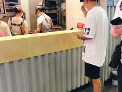 -肯德基(成都机场T2到达精选店)
