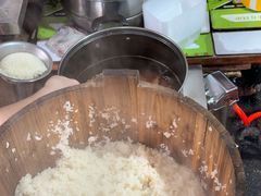 -梁阿婆廿年老牌扣肉糯米饭