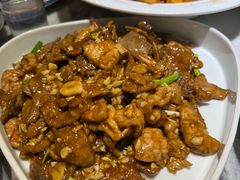 -大胡同天津菜·海肠捞饭·津门皮皮虾锅贴一绝(西姜井店)