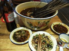 -拈签一笑黄牛肉辣卤串串