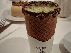 -潮一不贰·法式甜品·生日蛋糕·西式简餐(外滩店)