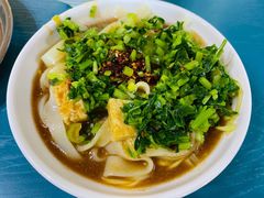 黄面凉皮-恺撒烤包子