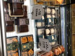 零售区-红跑车(盒马店)