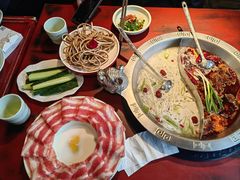 -袁老四重庆老火锅(桐梓坡店)