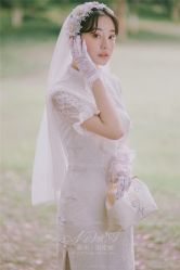 -易摄影婚纱摄影工作室