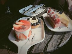 -UNI UNI(环亚凯瑟琳店)