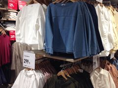 -优衣库(北京万柳华联购物中心店)