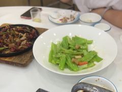 -粤盛海鲜平价店(洛溪食街店)