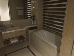 -兴芮温泉度假区