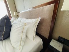 -青岛天瑞星空酒店
