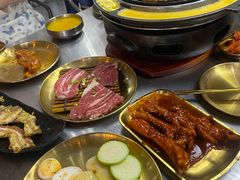 -胡悦里韩式烤肉(芝罘万达广场店)