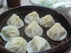 招牌鲜肉汤包-曼曼汤包(建国西路店)