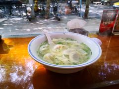 大馄饨-君东记本帮面馆(天钥桥路店)