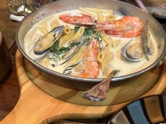 -SISTERS BAR RESTAURANT川意酒馆(嘉善老市H楼店)