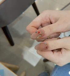 -初心纹眉洗眉·美睫专业店