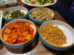 -明洞阿姨·韩式酱蟹烤肉·创意料理(三元桥店)