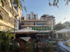 -尕西新疆大盘鸡(回辉村分店)