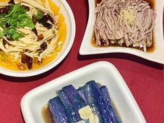 家乡熏茄子-老吉士酒家(天平路店)