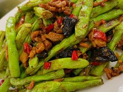 榄角肉松干煸豆角-煲煲掂风味煲仔饭餐厅(西区店)