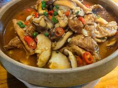 南岳豆腐煲-吃香喝辣·地道衡东菜(南岳大庙店)