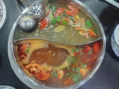 鸳鸯锅-佳荣老五生态牛肉馆
