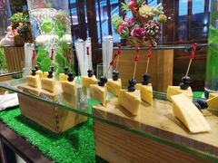 -梅园国际大酒店·自助餐厅(光明港店)