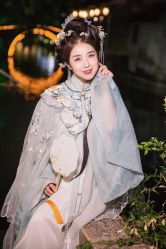 -一揽芳华汉服旗袍体验馆(拙政园店)