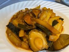 鲍鱼烧土豆-开海·红岛海鲜虾水饺(石老人店)