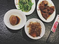 -胡须张鲁肉饭(美食文化馆店)