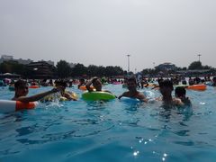 -欢乐水魔方水世界