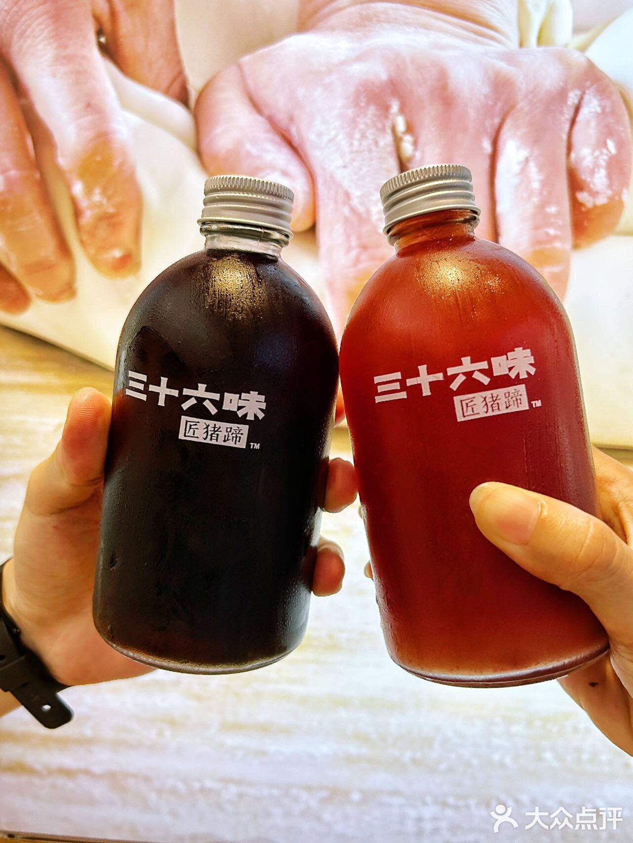 可以吸着吃的猪蹄，只有这家能做到