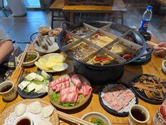 -白乐天毛肚火锅馆(南滨路店)
