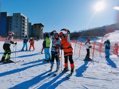 -中旅松花湖滑雪场