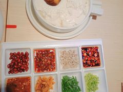 -关东小磨东北菜(上海长风大悦城店)