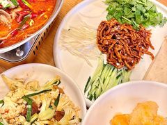 -关东小磨东北菜(上海长风大悦城店)