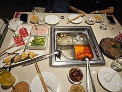 -海底捞火锅(勒泰店)