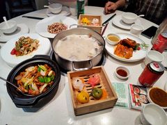 -煲王粤菜餐厅(中侨中心店)