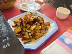 -香猪美食(洛香店)