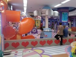 -孩子王童乐园(马群店)