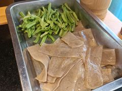 -小饕荟雅安贡椒鱼鲜馆(广福桥店)