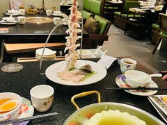 -得意咚瓜·顺德鱼生·冬瓜火锅(深圳首店)