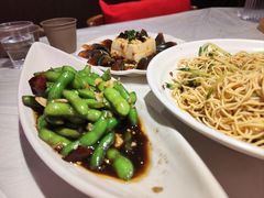 -肥肥虾庄·金牌油焖大虾(沙湖店)