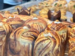 -VERIE BAKEHOUSE