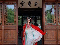-汉仪华裳汉服馆(豫园店)