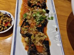 -霸蛮湖南菜·牛肉粉(荣京西街店)