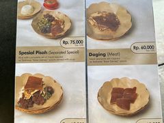 -Warung Babi Guling Ibu Oka 3