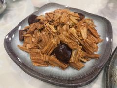 二冬烧腐竹-名门小厨(劲松店)