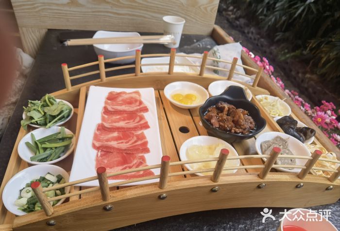 勺子米线·云南传统小吃市集(四方街店)图片